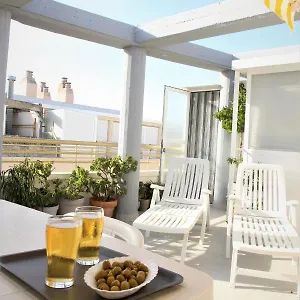 La Perla Apartment, Paradis Park, - Atico 1ª Linea - Solarium - Wifi - Piscina La Pineda